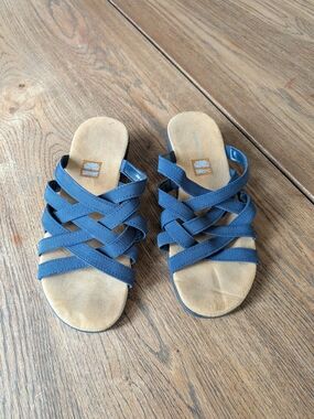 St. John's Bay Women's Navy Blue Strappy Slide Sandals Size 8.5 With 1.5" Heel